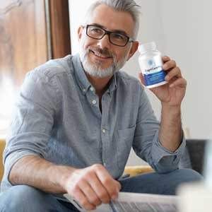 Customer 2 holding FlexiLeaf bottle